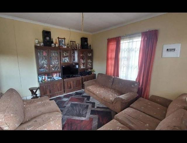 3 BEDROOM HOUSE FOR SALE IN BOOYSENS